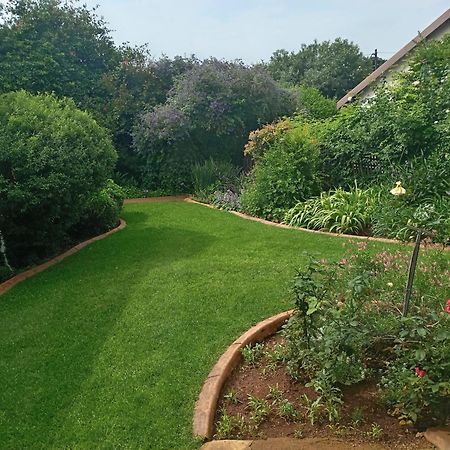 Bedfordview Bandb Luaran gambar