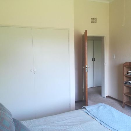 Bedfordview Bandb Luaran gambar