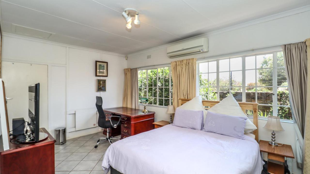 Bedfordview Bandb Luaran gambar