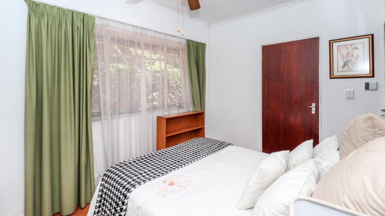 Bedfordview Bandb Luaran gambar